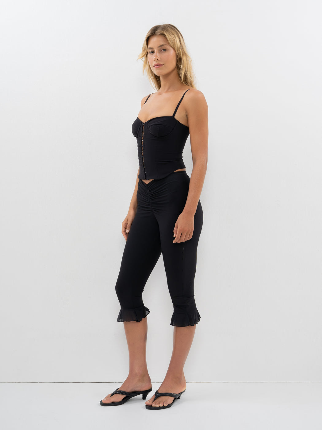 Camilla Capri